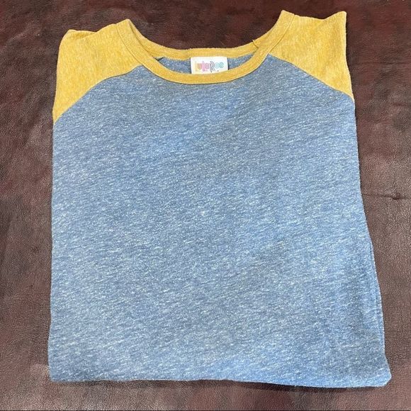 LulaRoe Randy shirt - Picture 4 of 6